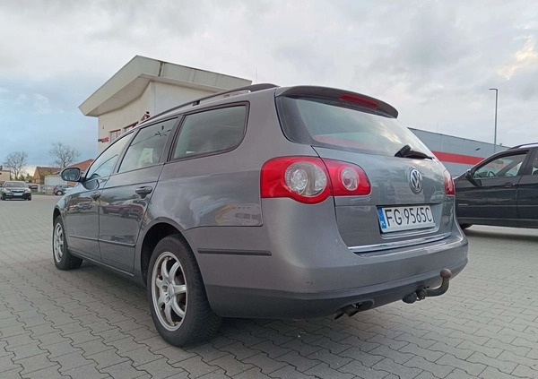 Volkswagen Passat cena 12900 przebieg: 351583, rok produkcji 2006 z Dębno małe 407